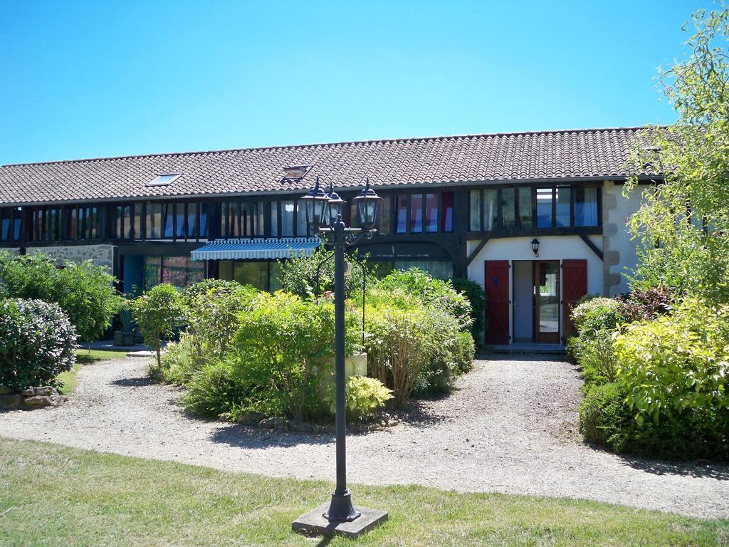 Gite 4, Domaine Logis Gascogne Saint-Justin  Room photo